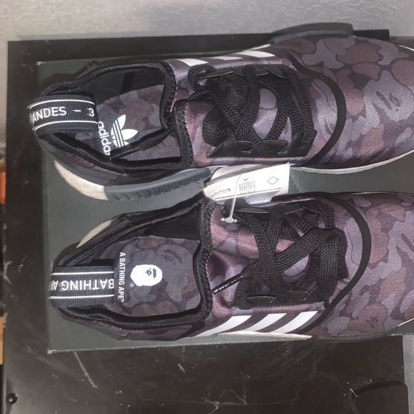 A BATHING APE X ADIDAS NMD R1 BLACK CAMO SIZE 12M - Picture 2 of 7